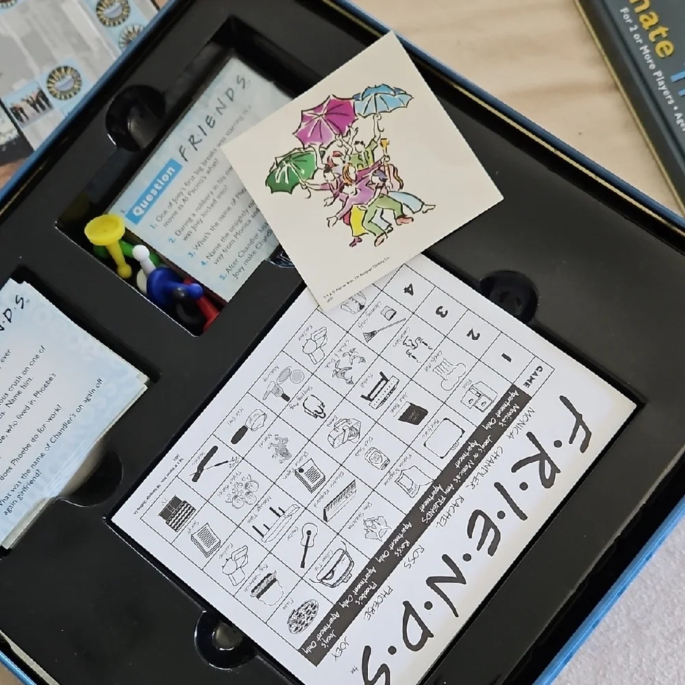 Friends Ultimate Trivia Game - Picture 3 of 3